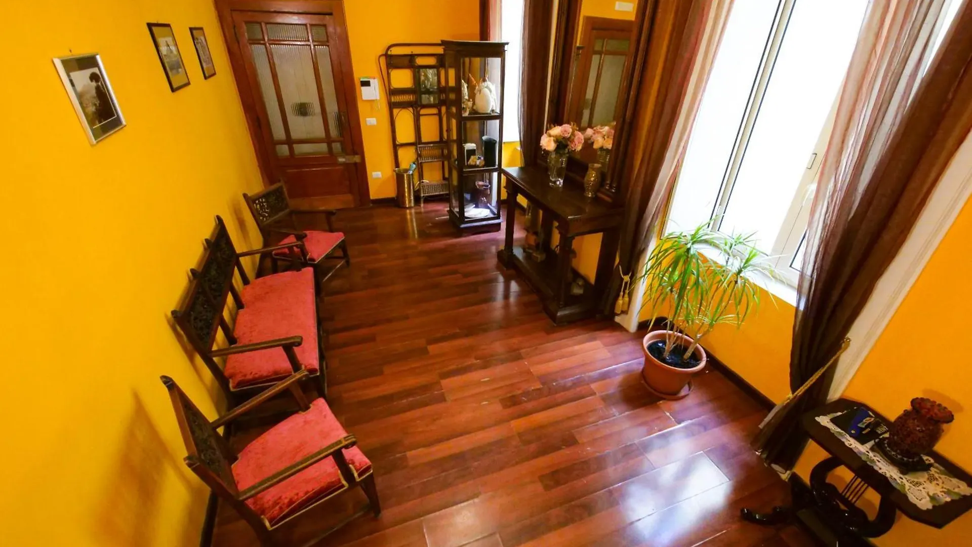 Salotto Sommer Bed & Breakfast Naples Italy